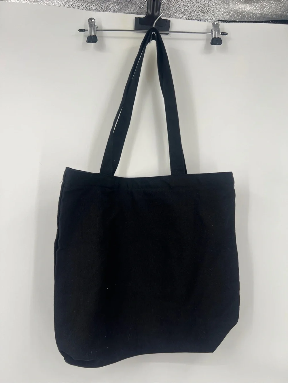 Black 'MAMA' Graphic Tote Bag - Stylish Everyday Carry